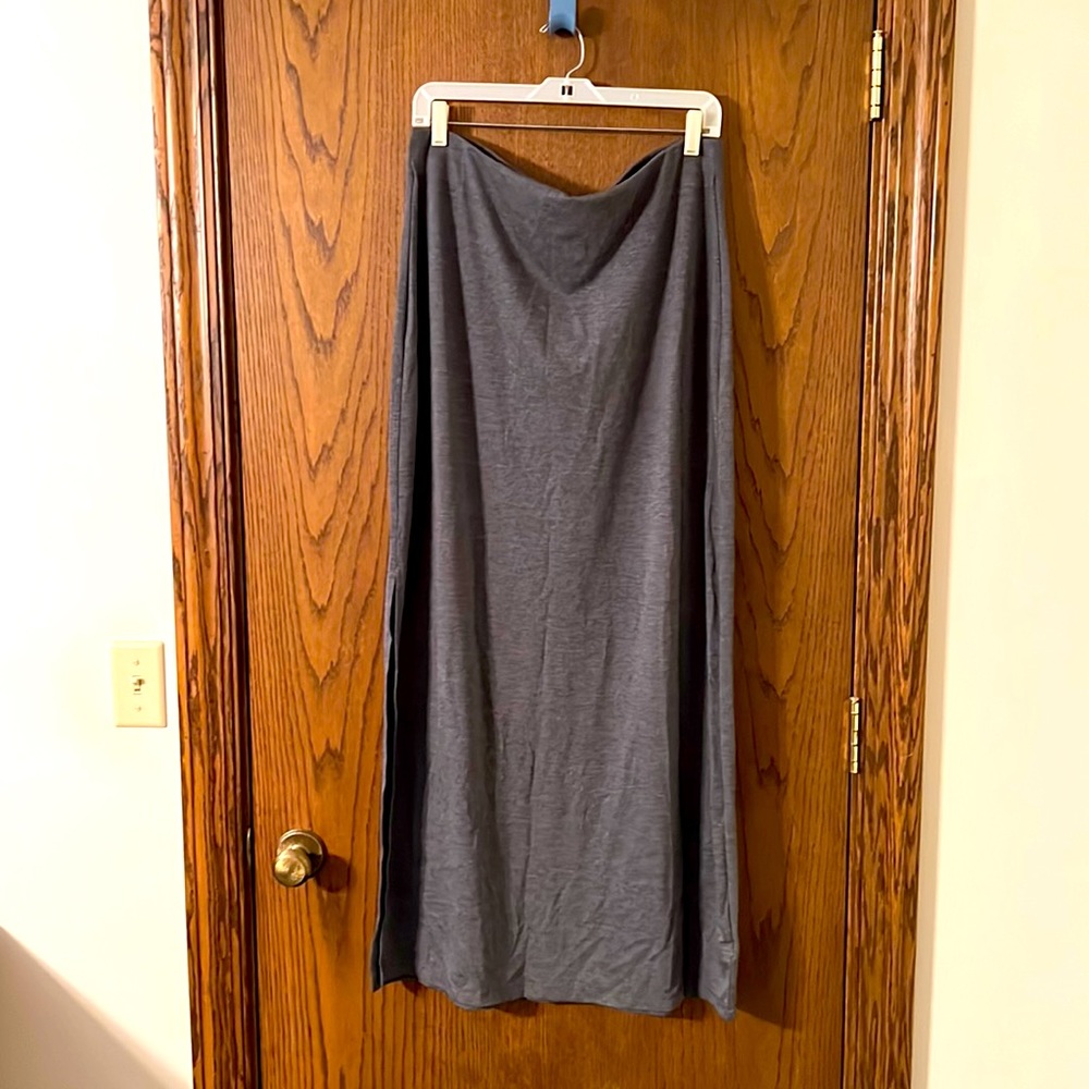 Old Navy Maxi Skirt, Size L